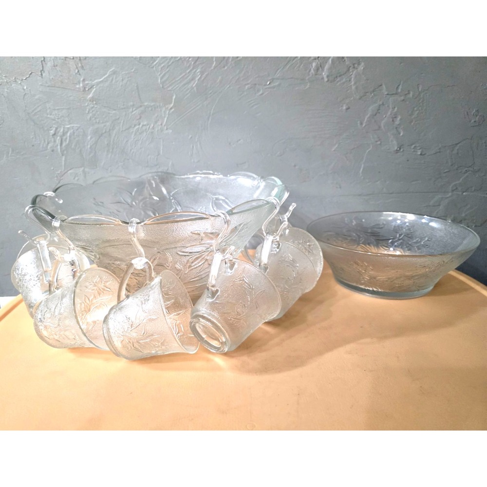 Vintage Punch‎ 2 Bowls with 8 Cups Kig 12 Glass  Hooks Glass Indonesia Romance